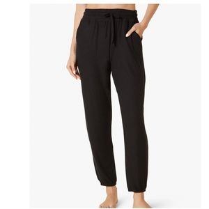 Beyond yoga weekend sweatpants - new with tags